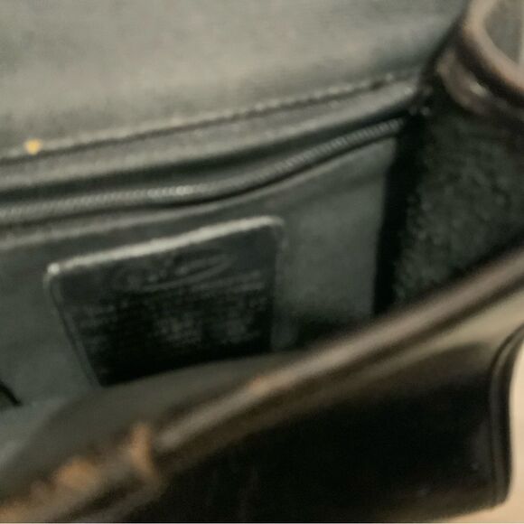 Vintage BRIGHTON  Black Croc Embossed Leather Bucket Flap Crossbody Bag - Picture 14 of 16